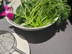 -左庭右院鲜牛肉火锅黑金店(陆家嘴中心店)
