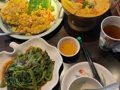 -大头虾越式风味餐厅(光明广场店)