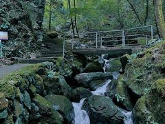 -藏龙百瀑风景区