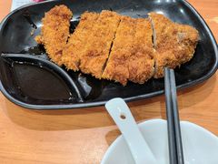 -莱莱小笼·乔艾