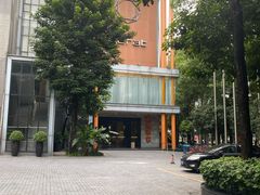 -广州卡丽酒店(大金钟路地铁站店)