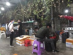 -蚝哥花姐湛江烤生蚝(美丽湾市场店)