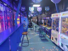 -未来战场·大空间VR·轰趴·团建(常营店)