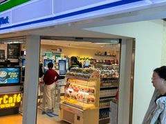 -全家便利店(杭州龙翔桥地铁站店)