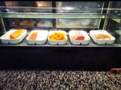 -梅园国际大酒店·自助餐厅(光明港店)