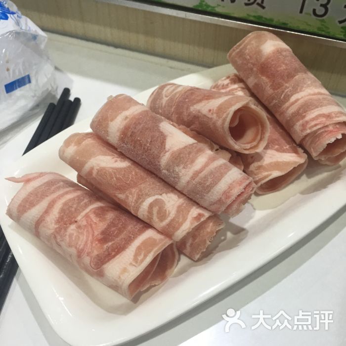 九品羊汤辣妹子旋转小火锅肥羊图片 - 第5张