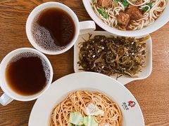 -李先生牛肉面大王(成都东站西广场店)