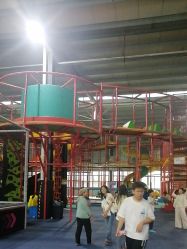 -趣玩空间蹦床乐园(临平旗舰店)