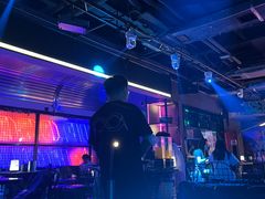 -UP嘻哈酒吧(粉巢店)