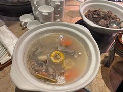 -大中华希尔顿酒店-念自助餐·嗨啤·小龙虾