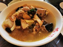 -侬佳蒸菜馆(听潮店)