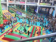 -蒙特利亲子乐园