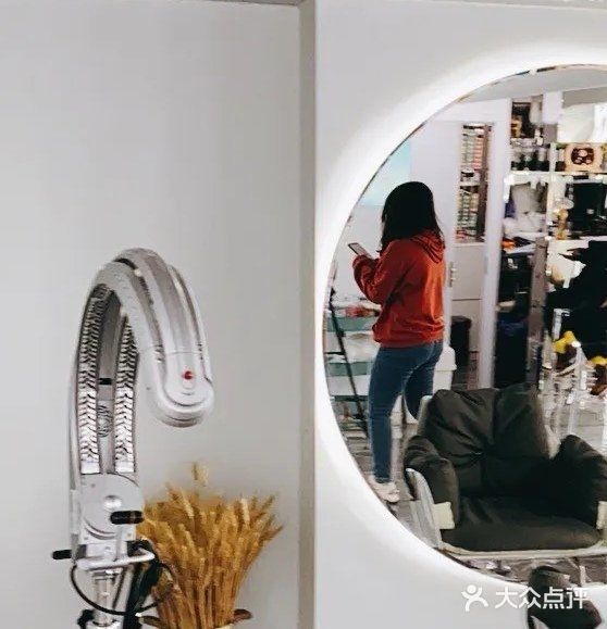 MYYF SALON烫发染发图片