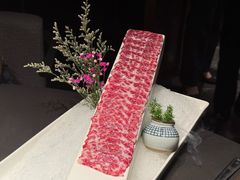 -左庭右院鲜牛肉火锅黑金店(陆家嘴中心店)