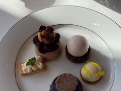 -AZUR聚(香格里拉饭店)