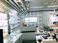-浮光眼镜·蔡司视觉合作·数字验配中心(陆家嘴店)