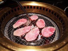 -山川小町·极番烧肉(新地假日广场店)