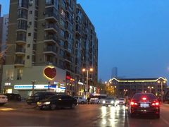 -爱丽优甜ellyelly