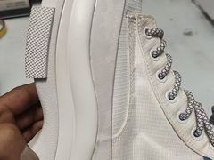 -京伟修鞋洗鞋奢侈品皮具护理店