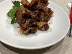 -品悦酒店(三林古镇店)