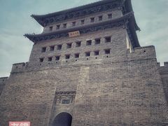 -城墙带状公园-大同古城墙广场停车场