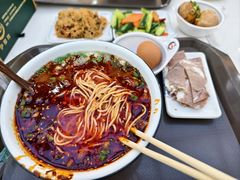 -伊穆祥牛肉面总店·清真