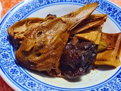鸭头-一路飘香面馆