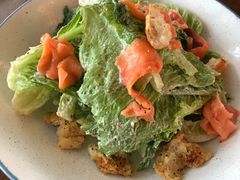 凯撒沙拉配烟熏三文鱼-FISH&POTATO Cō(地中海美食 万象城店)