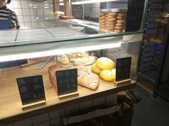 面包甜点陈列柜-面包与我Bread Or Me(长城汇店)