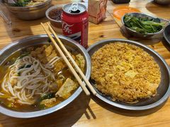 -柳州肥姨妈大骨螺蛳粉(江宁万达店)