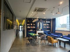 -顶屋咖喱(街道口总店)