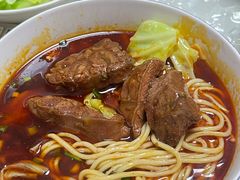 -易毛特色牛肉面(解放碑步行街店)