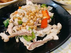 果仁炒生鱼片-禄源公·老莞诚饭店