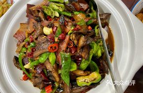 Braised Eel with Cured Pork