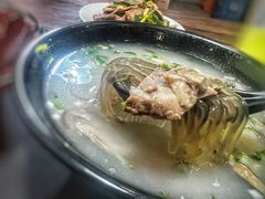 -万红路羊汤烧饼店(将台路店)