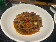 -鱼鲜饭香·招牌汽锅剁椒鱼头王