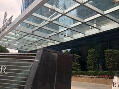 -上海龙之梦万丽酒店