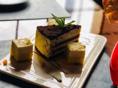 -YUE·6·西式融合餐厅(外滩六号店)