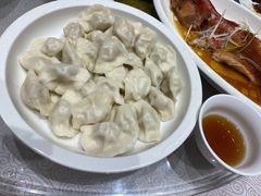 -东方明珠老上海8号餐厅