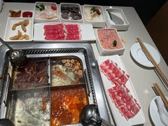 -海底捞火锅鲜切牛肉主题店(长寿路店)