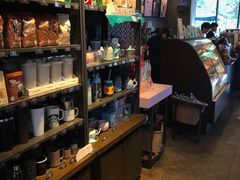 -星巴克臻选(深圳龙华红山天虹店)