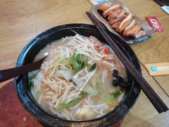 云南过桥米线-格朗合 · 鸡汤米线(和悦汇店)