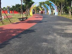 -万绿园