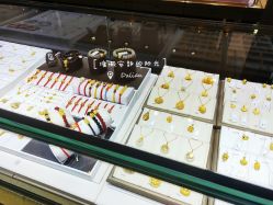 -潮宏基(大商新玛特店)