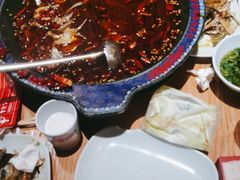 -何师傅美蛙鱼头(汉街店)