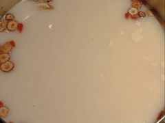 -尚尚仙·酸汤猪手·猪肚鸡火锅(华联万柳购物中心店)