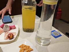 -小鱼小牛(世欧广场店)