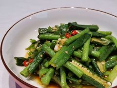黏汁秋葵炒长豆角-老湘亲·品鉴湘菜(蔡塘爱琴海店)