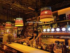 -城墙外BAR