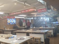 -老东镇啤酒屋海鲜加工·蒸汽海鲜·海鲜烧烤(台东店)